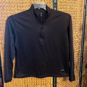Patagonia Capilene half zip base layer pull over top